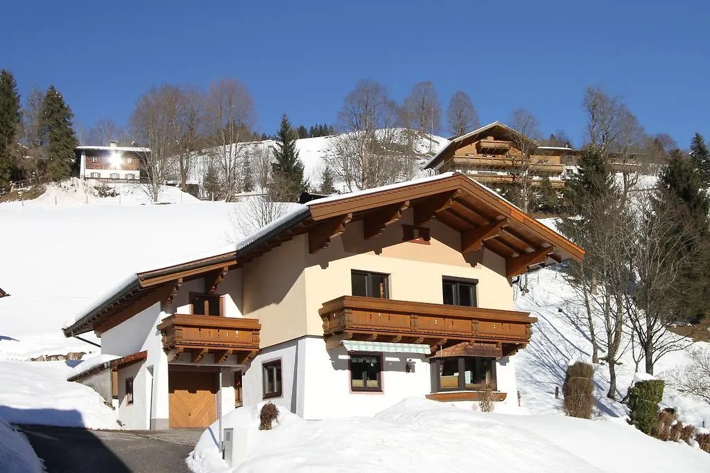 Haus Schwaighofer Apartment Saalbach-Hinterglemm 0*,  Austria