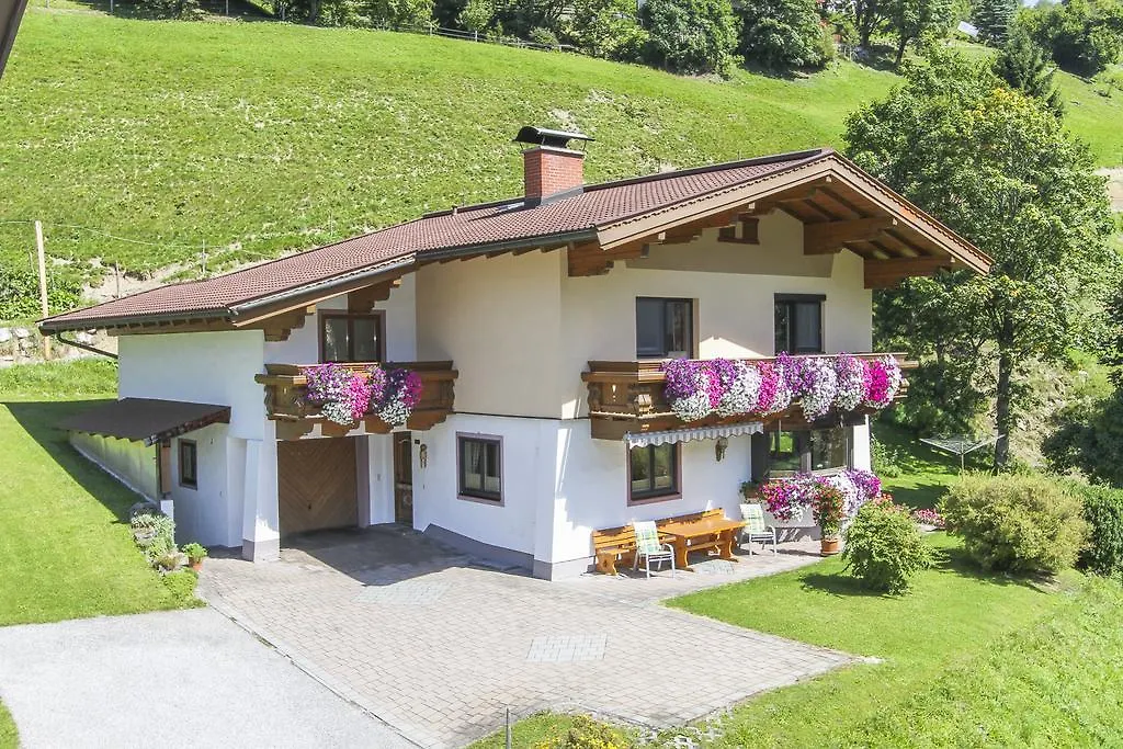 Haus Schwaighofer Apartment Saalbach-Hinterglemm Austria
